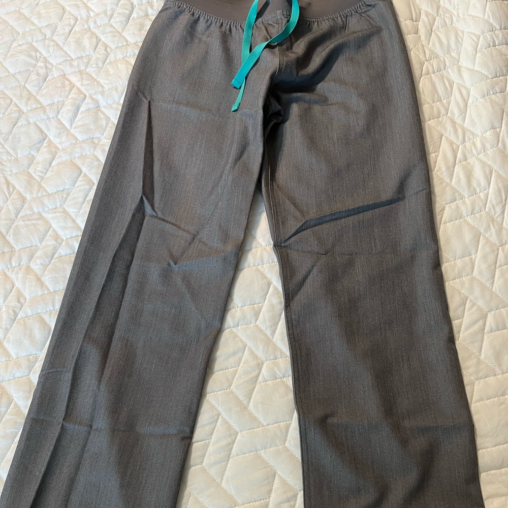 Figs Livingston Basic Gray Pants - Petite - XS - NWT
